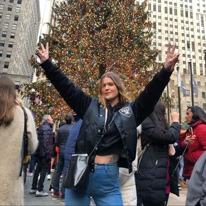 Meet your Posher, Shayla